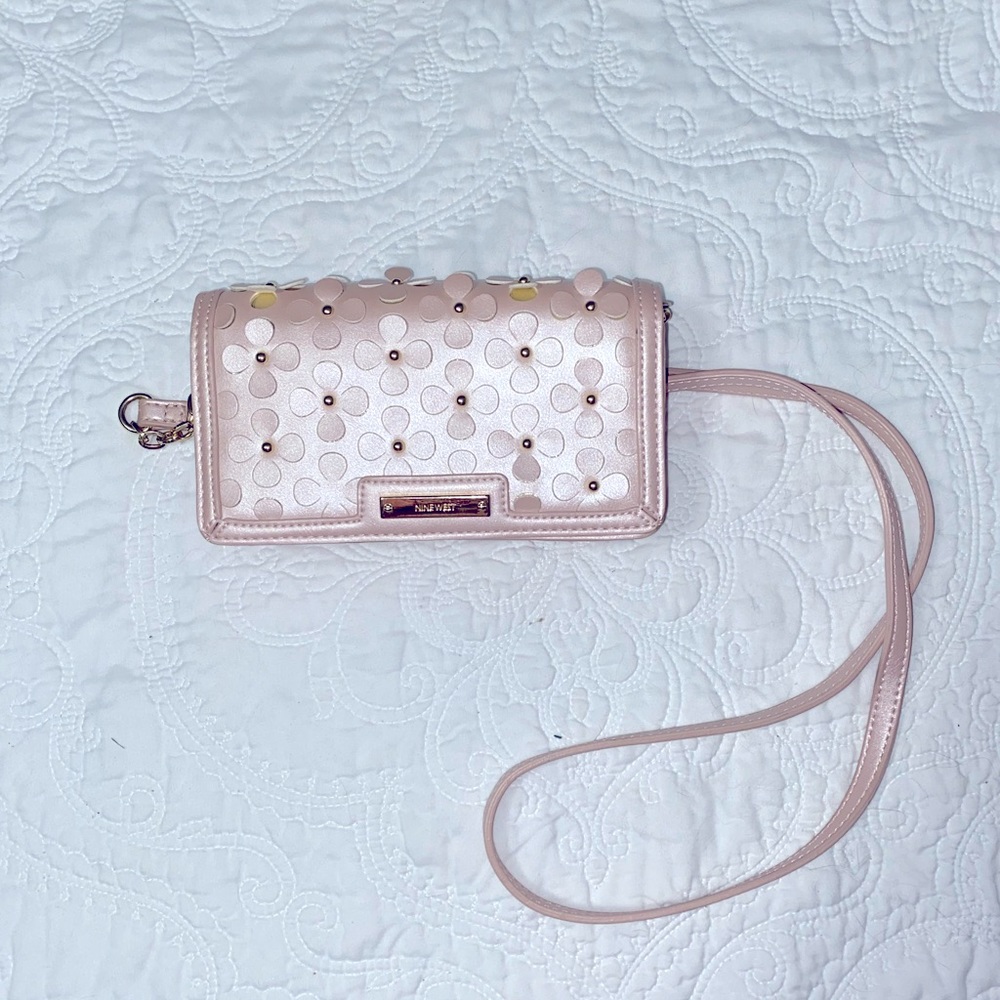 Nine West floral pink crossbody